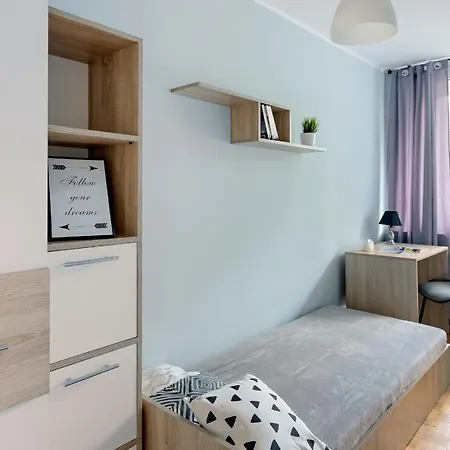 Super A. Krzywoń 8 Pensjonat Warszawa