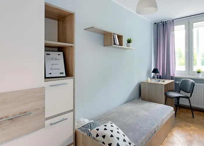 Super A. Krzywoń 8 Pensjonat Warszawa